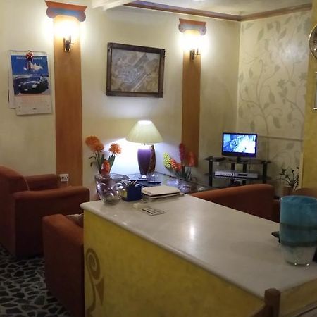 Athens House Hostel Bagian luar foto