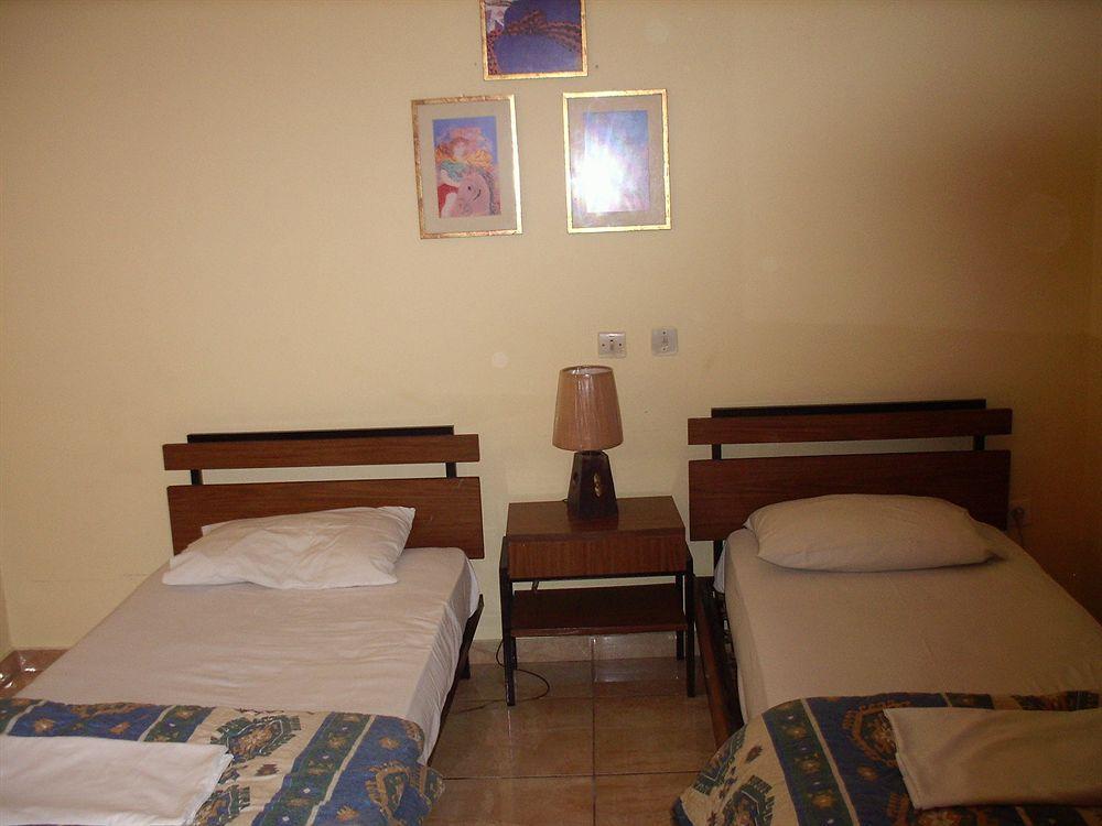 Athens House Hostel Bagian luar foto