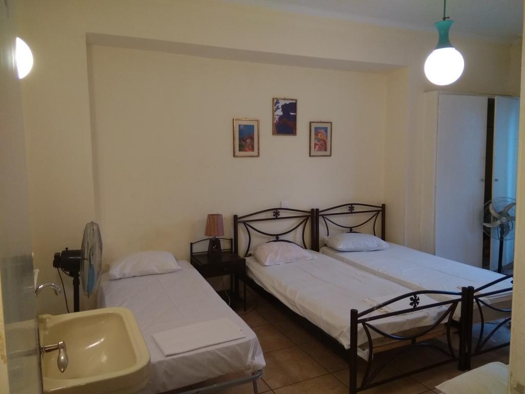 Athens House Hostel Bagian luar foto