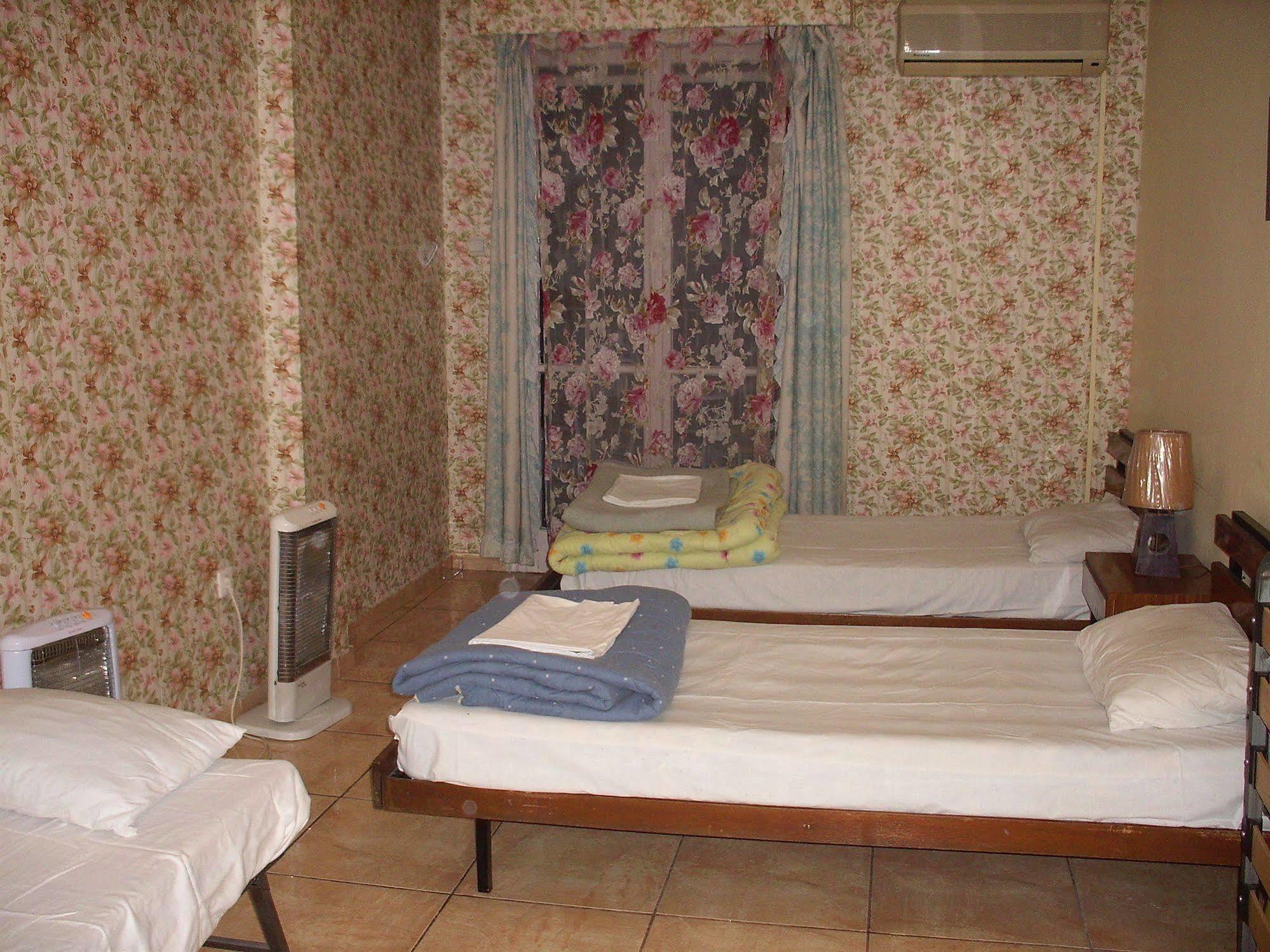 Athens House Hostel Bagian luar foto